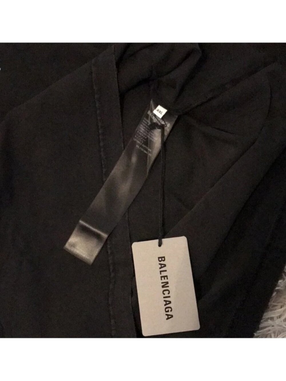 Balenciaga Men’s “Be Different” Logo T-Shirt in Black/White – Size XXL - Picture 9 of 9